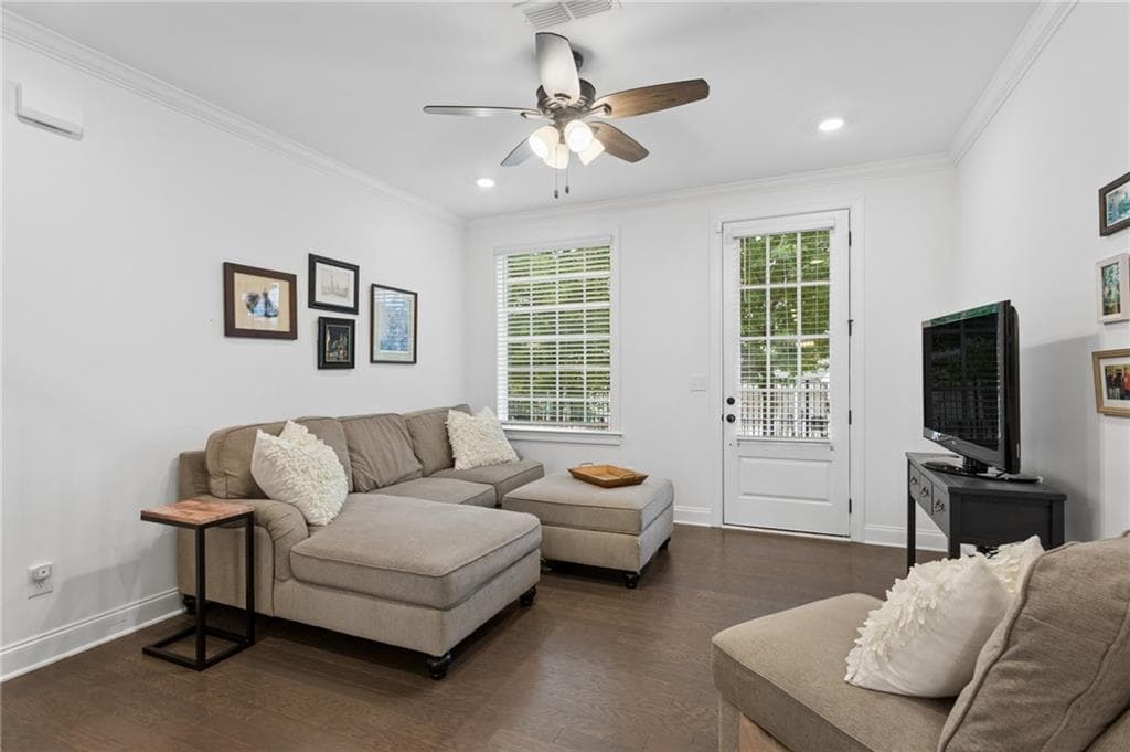2 bedroom, 4 bathroom, 1,664 sq ft townhouse for sale at 2475 Figaro Drive, Atlanta, GA 30339 — photo 5
