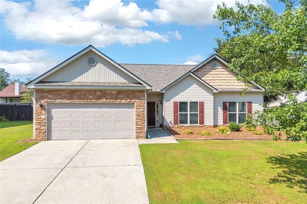 3 bedroom, 2 bathroom, 1,786 sq ft single family residence for sale at 1412 Silvergate Way, Winder, GA 30680