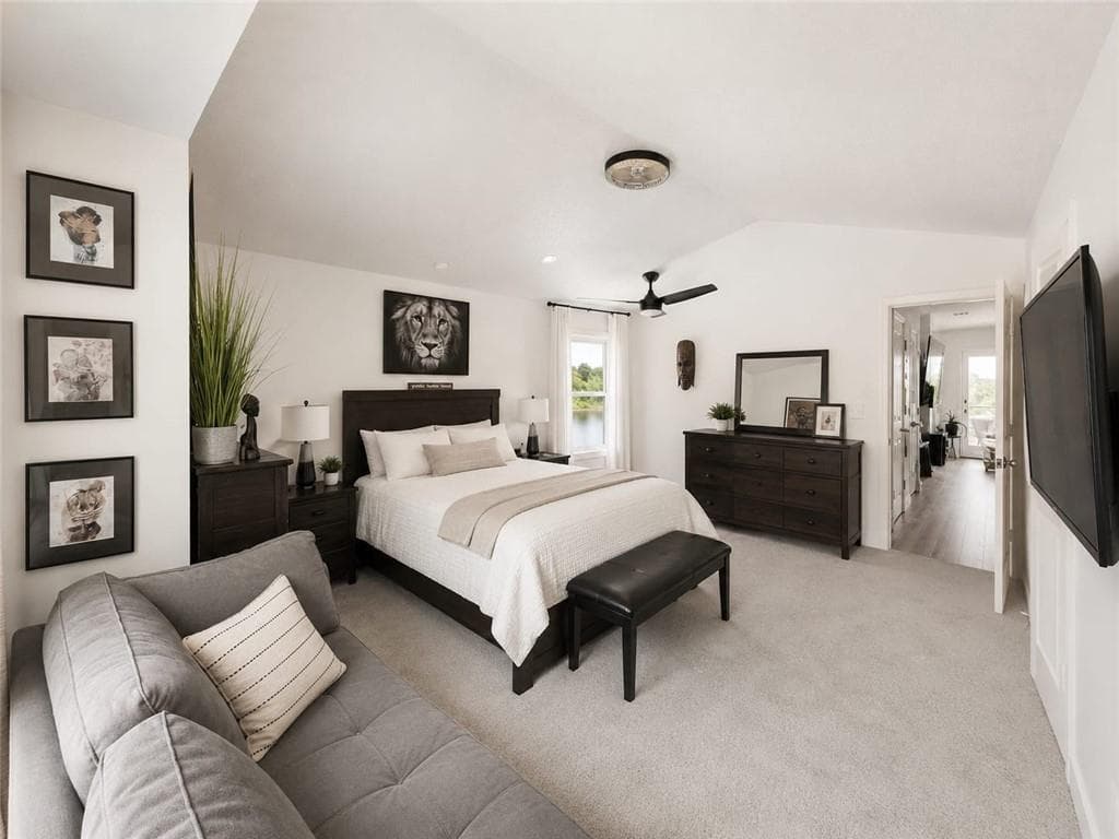 3 bedroom, 3 bathroom, 2,140 sq ft townhouse for sale at 7953 Woodlake Drive, Riverdale, GA 30274 — photo 4