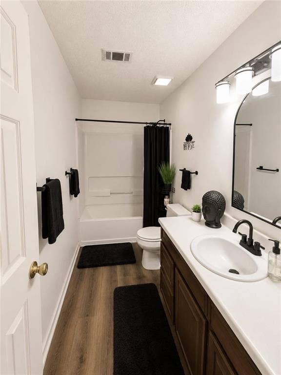 3 bedroom, 3 bathroom, 2,140 sq ft townhouse for sale at 7953 Woodlake Drive, Riverdale, GA 30274 — photo 7