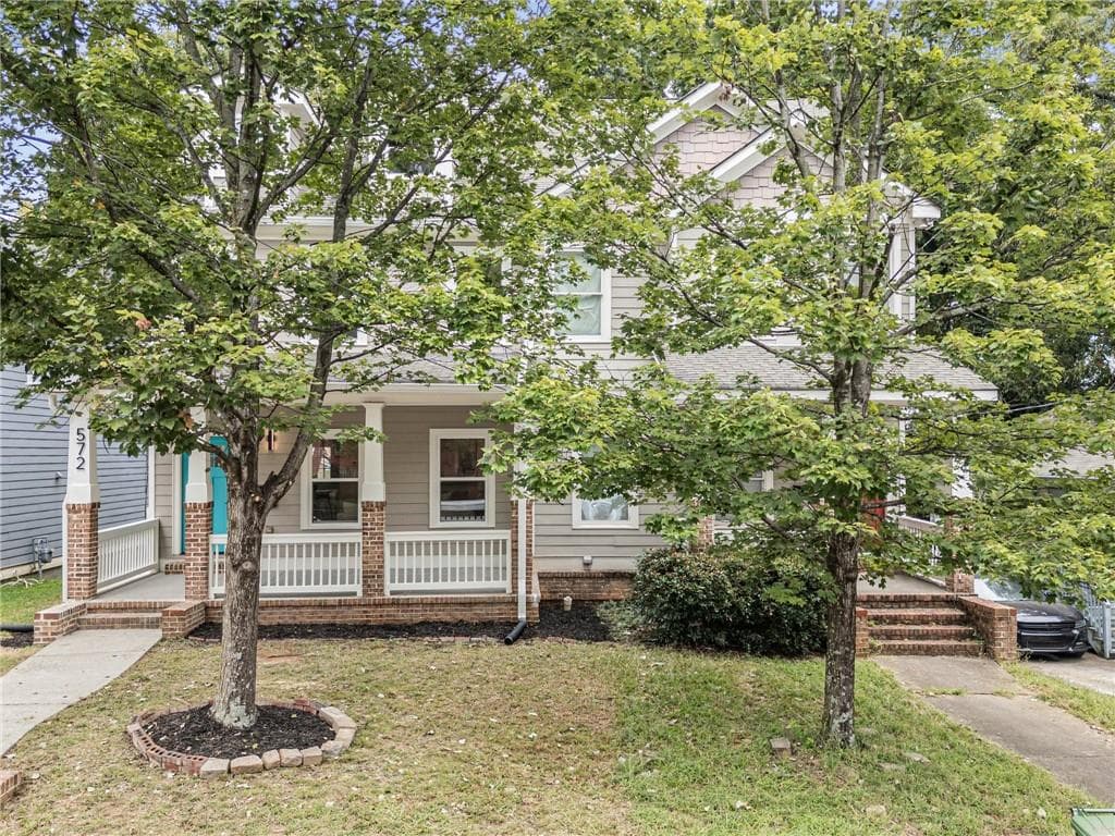 4 bedroom, 3 bathroom, 1,584 sq ft single family residence for sale at 572 Formwalt Street, Atlanta, GA 30312 — photo 3