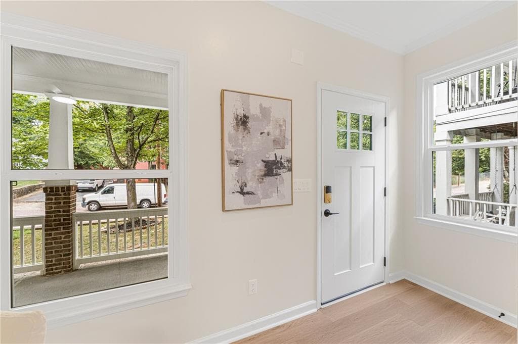 4 bedroom, 3 bathroom, 1,584 sq ft single family residence for sale at 572 Formwalt Street, Atlanta, GA 30312 — photo 8