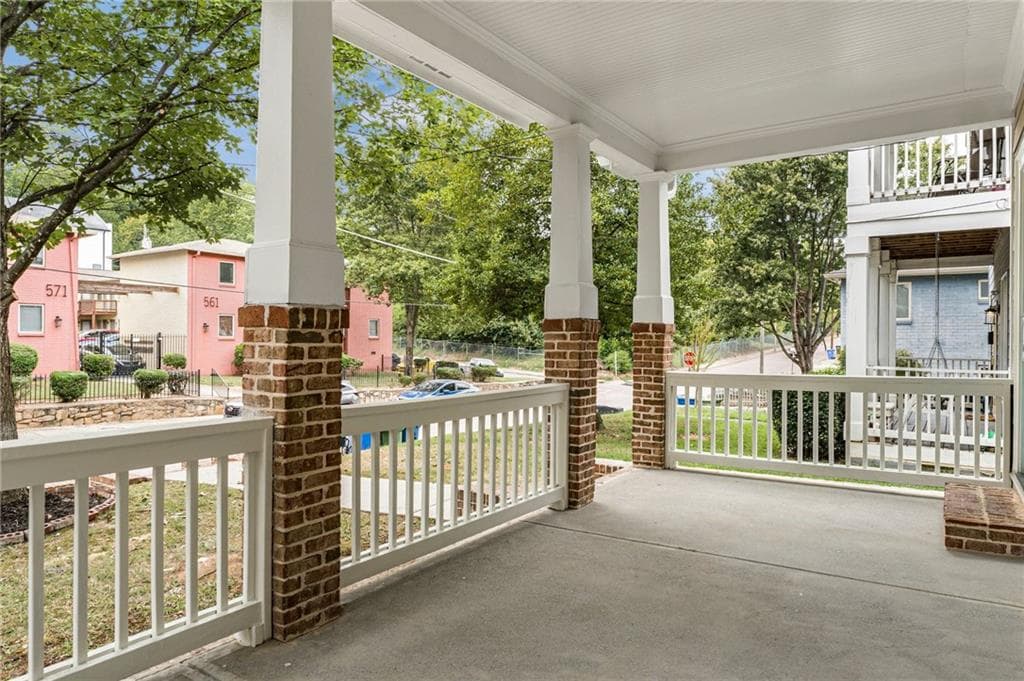 4 bedroom, 3 bathroom, 1,584 sq ft single family residence for sale at 572 Formwalt Street, Atlanta, GA 30312 — photo 10