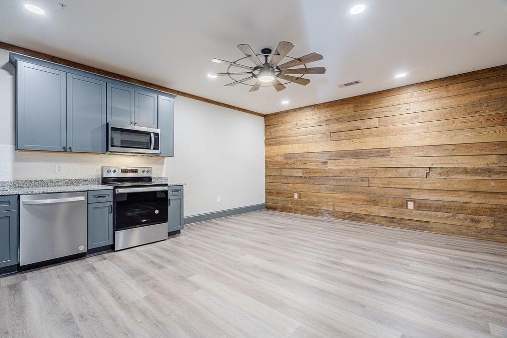 2 bedroom, 3 bathroom, 1,238 sq ft condominium for sale at 34 Depot Unit 22 Street, Hartwell, GA 30643 — photo 6