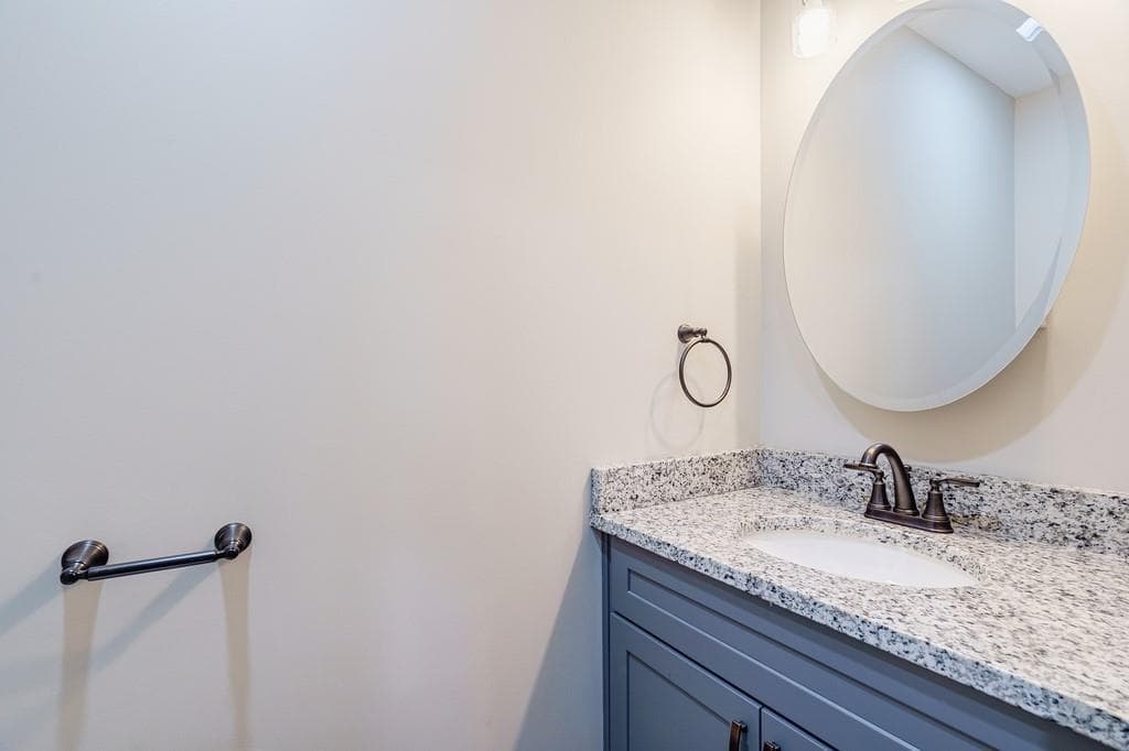 2 bedroom, 3 bathroom, 1,238 sq ft condominium for sale at 34 Depot Unit 22 Street, Hartwell, GA 30643 — photo 9