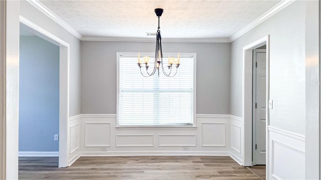 3 bedroom, 3 bathroom, 1,664 sq ft single family residence for sale at 1195 Winthrope Chase Drive, Alpharetta, GA 30009 — photo 4