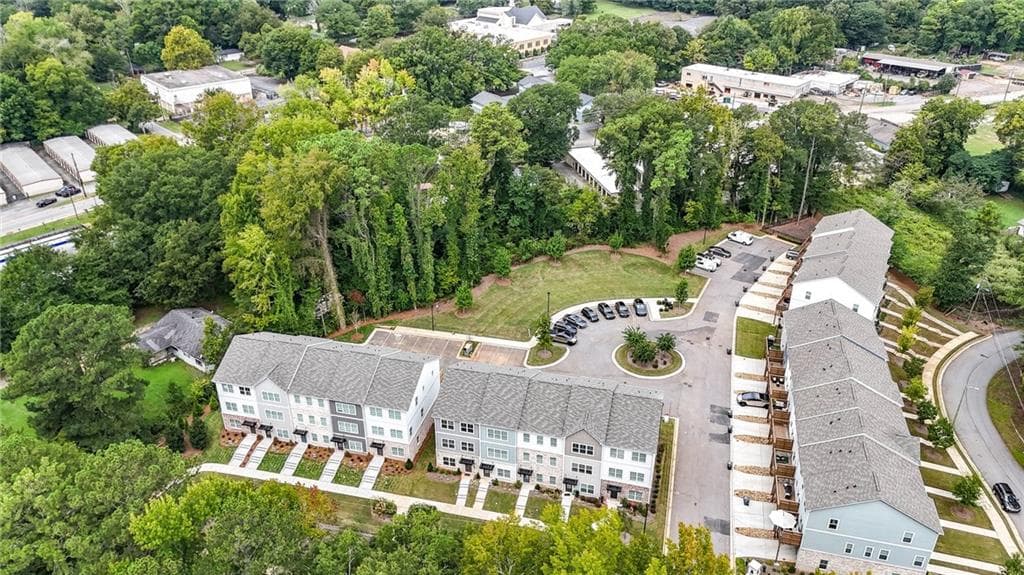 3 bedroom, 4 bathroom, 2,040 sq ft townhouse for sale at 822 Glennferry Bend, Mableton, GA 30126 — photo 4