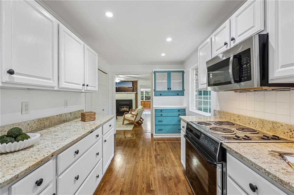4 bedroom, 4 bathroom, 3,337 sq ft single family residence for rent at 3324 Henderson Creek Road, Atlanta, GA 30341 for $3,200 a month — photo 7