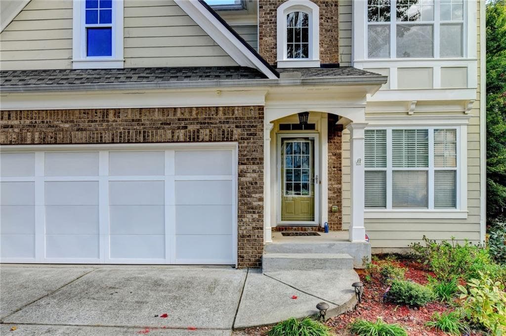 5 bedroom, 4 bathroom, 3,599 sq ft single family residence for sale at 2113 Worrall Hill Drive, Duluth, GA 30096 — photo 4