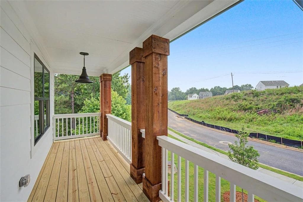4 bedroom, 3 bathroom, 2,301 sq ft single family residence for sale at 3351 Forest Green Drive, Douglasville, GA 30135 — photo 3