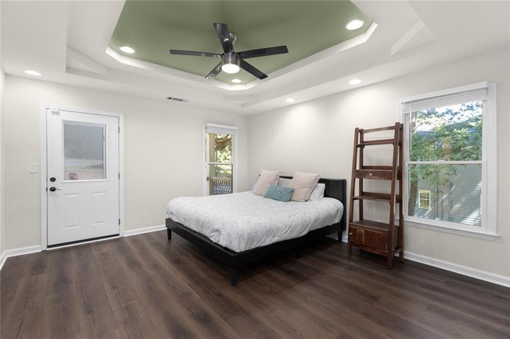 3 bedroom, 3 bathroom, 1,708 sq ft single family residence for sale at 1888 Joseph E Boone Boulevard, Atlanta, GA 30314 — photo 5
