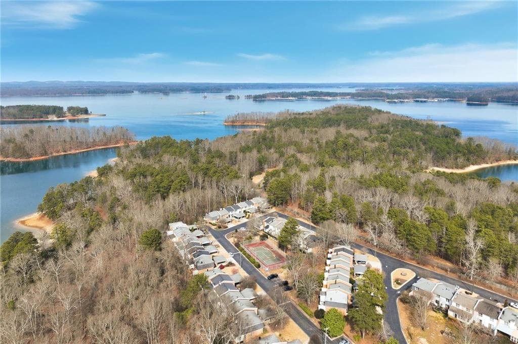 3 bedroom, 3 bathroom, 1,836 sq ft condominium for sale at 6500 Gaines Ferry Road i-4, Flowery Branch, GA 30542 — photo 6