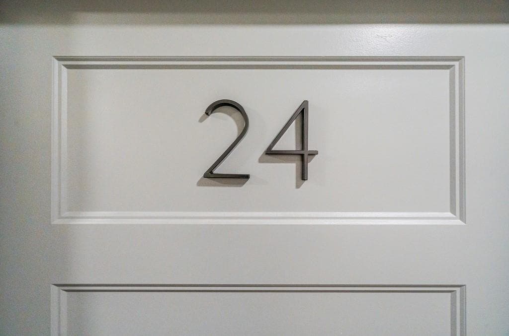 2 bedroom, 3 bathroom, 1,042 sq ft condominium for sale at 34 Depot Unit 24 Street, Hartwell, GA 30643 — photo 1 of 22