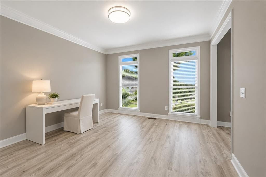 5 bedroom, 5 bathroom, 4,217 sq ft single family residence for sale at 4305 Ashworth Dr, Cumming, GA 30040 — photo 8