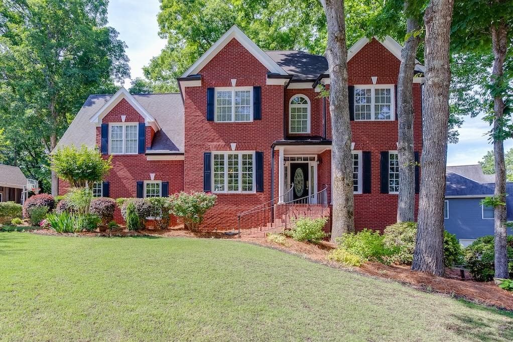 5 bedroom, 4 bathroom, 4,236 sq ft single family residence for sale at 2537 Bent Tree Drive, Dacula, GA 30019