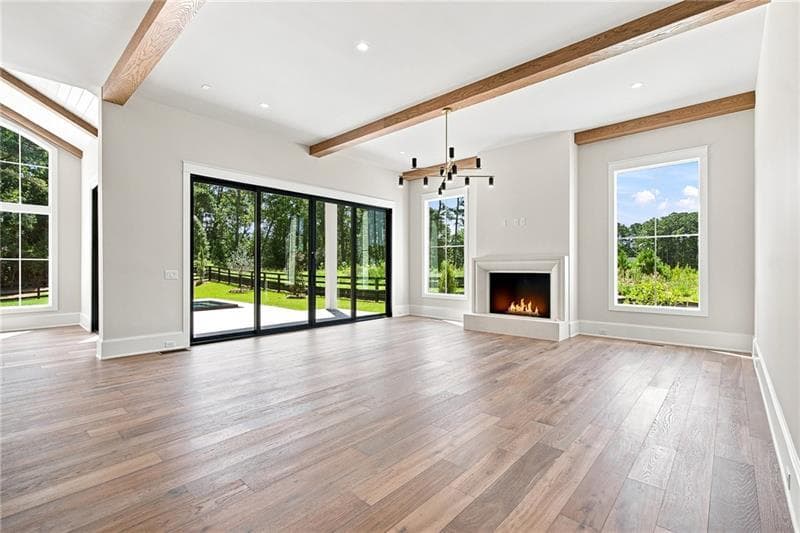 5 bedroom, 7 bathroom, 6,922 sq ft single family residence for sale at 245 Heatherton Way, Milton, GA 30009 — photo 4