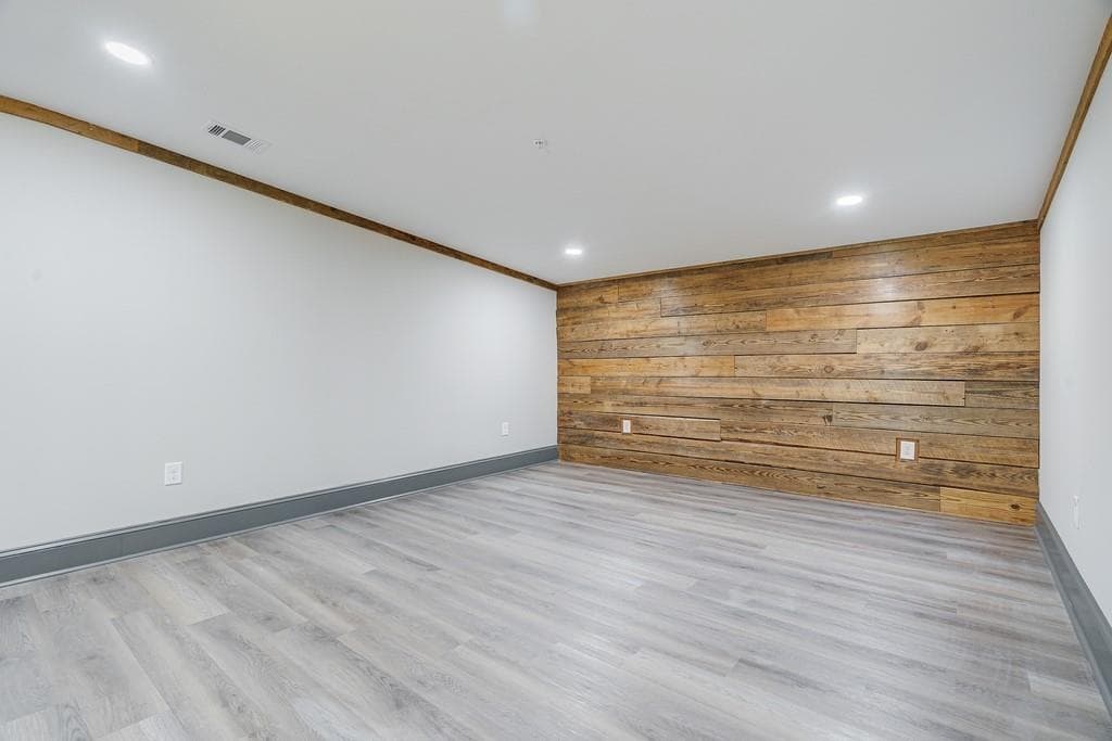 2 bedroom, 2 bathroom, 1,026 sq ft condominium for sale at 34 Depot Unit 25 Street, Hartwell, GA 30643 — photo 3