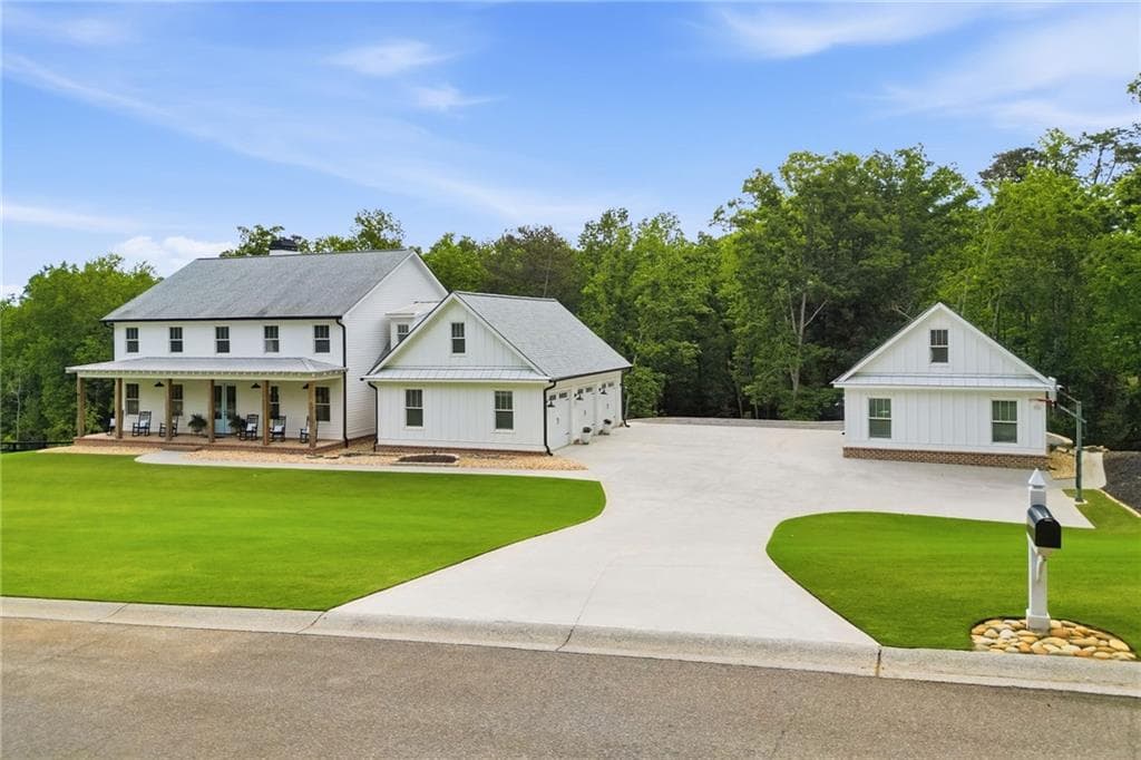 5 bedroom, 5 bathroom, 4,500 sq ft single family residence for sale at 180 Laurel Ridge Lane, Ball Ground, GA 30107