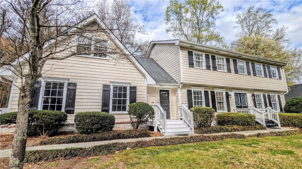 4 bedroom, 3 bathroom, 3,103 sq ft single family residence for rent at 325 Lakeshore Drive, Marietta, GA 30067 for $3,500 a month