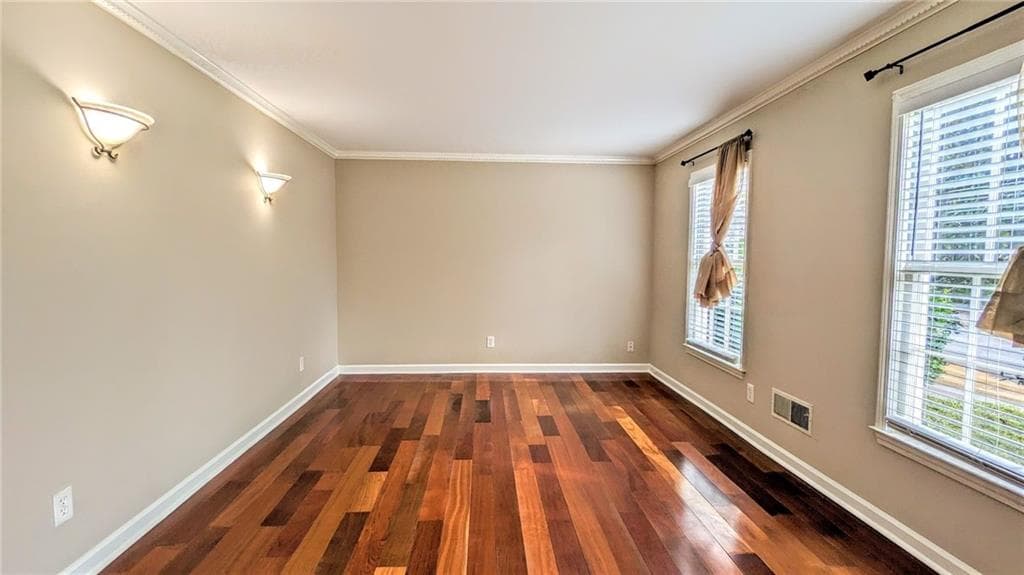 4 bedroom, 3 bathroom, 3,103 sq ft single family residence for rent at 325 Lakeshore Drive, Marietta, GA 30067 for $3,500 a month — photo 4