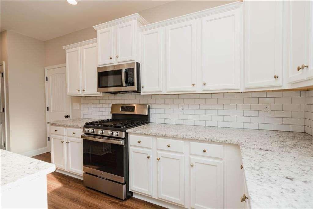 4 bedroom, 3 bathroom, 4,192 sq ft single family residence for sale at 6105 Crowley Drive, Douglasville, GA 30135 — photo 8