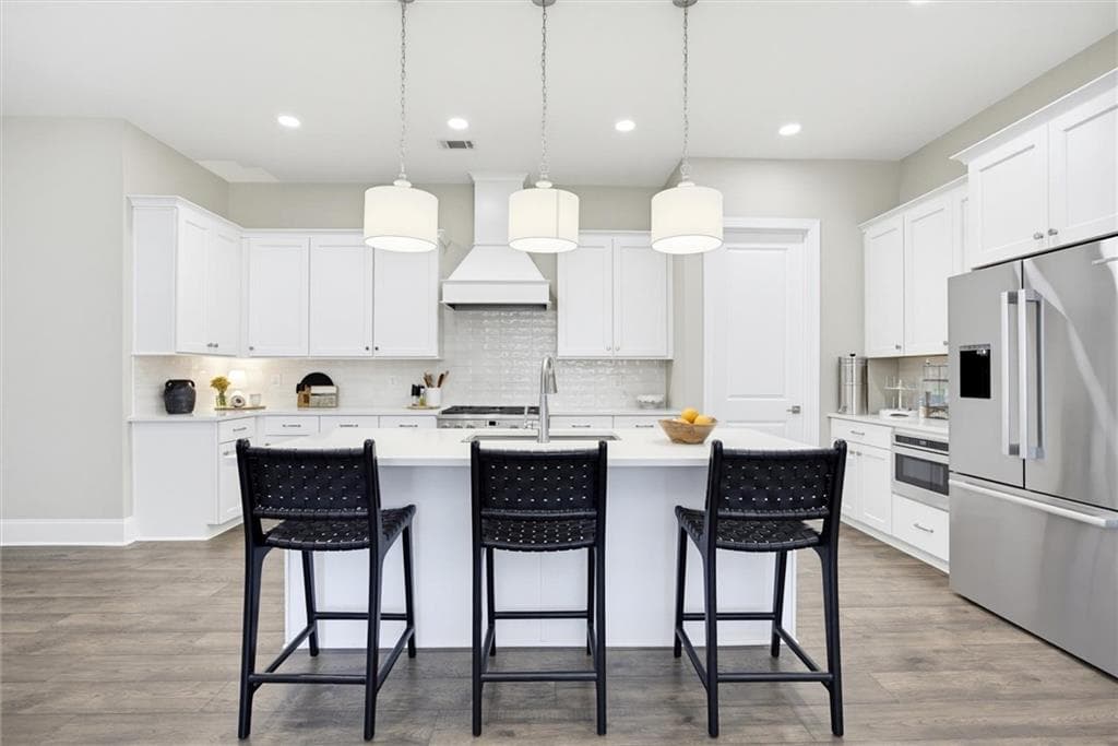 3 bedroom, 2 bathroom, 2,700 sq ft single family residence for sale at 127 Spaulding Lane, Woodstock, GA 30188 — photo 6