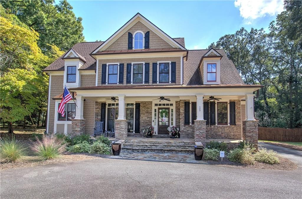 5 bedroom, 5 bathroom, 4,041 sq ft single family residence for sale at 622 West Avenue, Cartersville, GA 30120 — photo 3