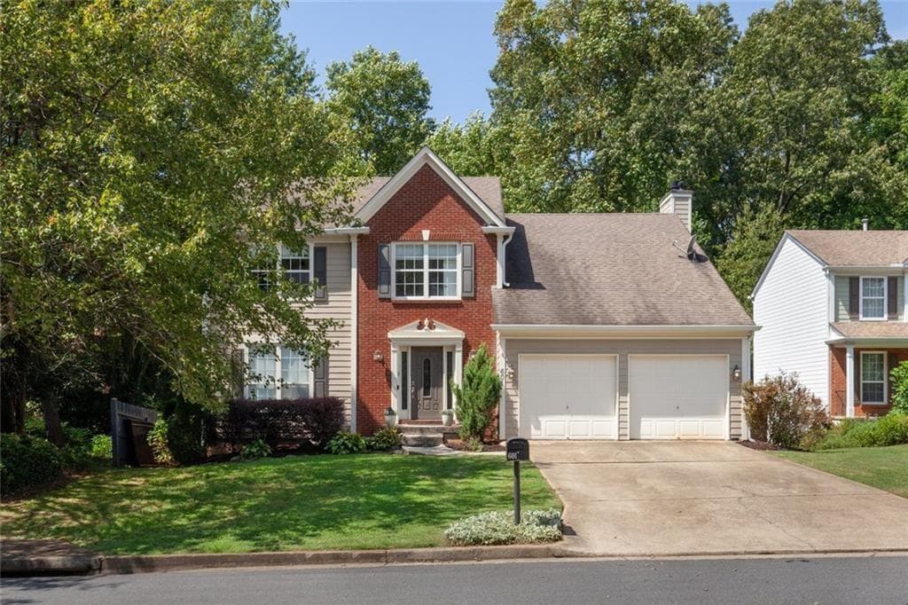 5 bedroom, 3 bathroom, 2,998 sq ft single family residence for sale at 601 Grasmere Court, Marietta, GA 30066 — photo 2
