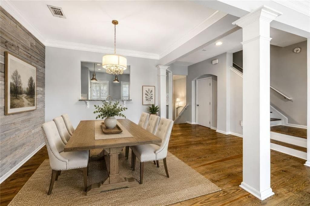 4 bedroom, 4 bathroom, 2,644 sq ft townhouse for sale at 352 Suwanee Avenue, Suwanee, GA 30024 — photo 4
