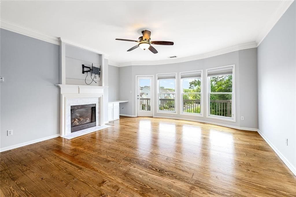 4 bedroom, 4 bathroom, 2,644 sq ft townhouse for sale at 352 Suwanee Avenue, Suwanee, GA 30024 — photo 6