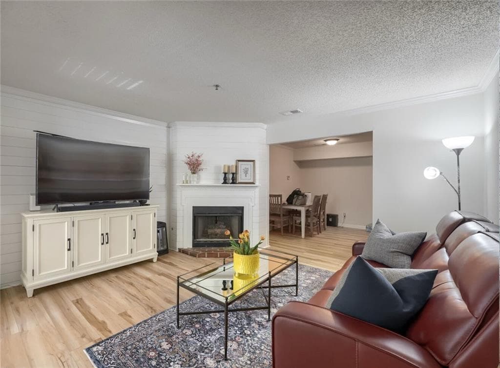 2 bedroom, 2 bathroom, 1,132 sq ft condominium for sale at 217 Cobblestone Trail, Avondale Estates, GA 30002 — photo 3