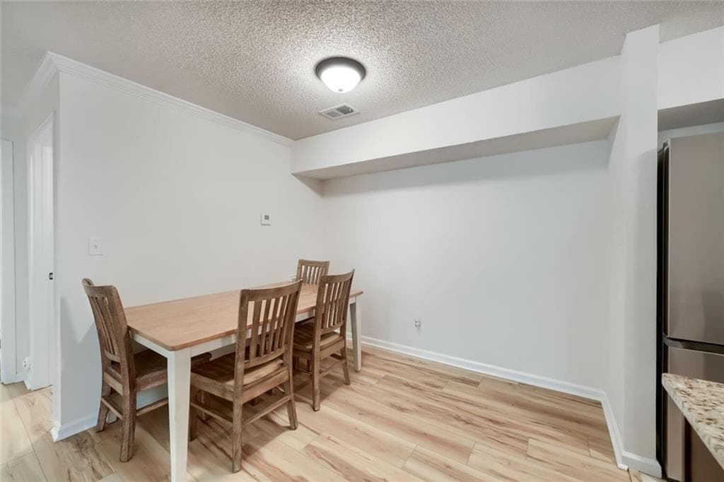 2 bedroom, 2 bathroom, 1,132 sq ft condominium for sale at 217 Cobblestone Trail, Avondale Estates, GA 30002 — photo 7