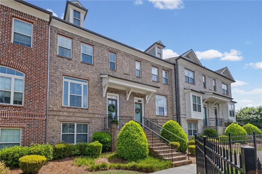 3 bedroom, 4 bathroom, 2,145 sq ft townhouse for rent at 3239 Hartford Mill Drive, Duluth, GA 30097 for $2,800 a month — photo 3