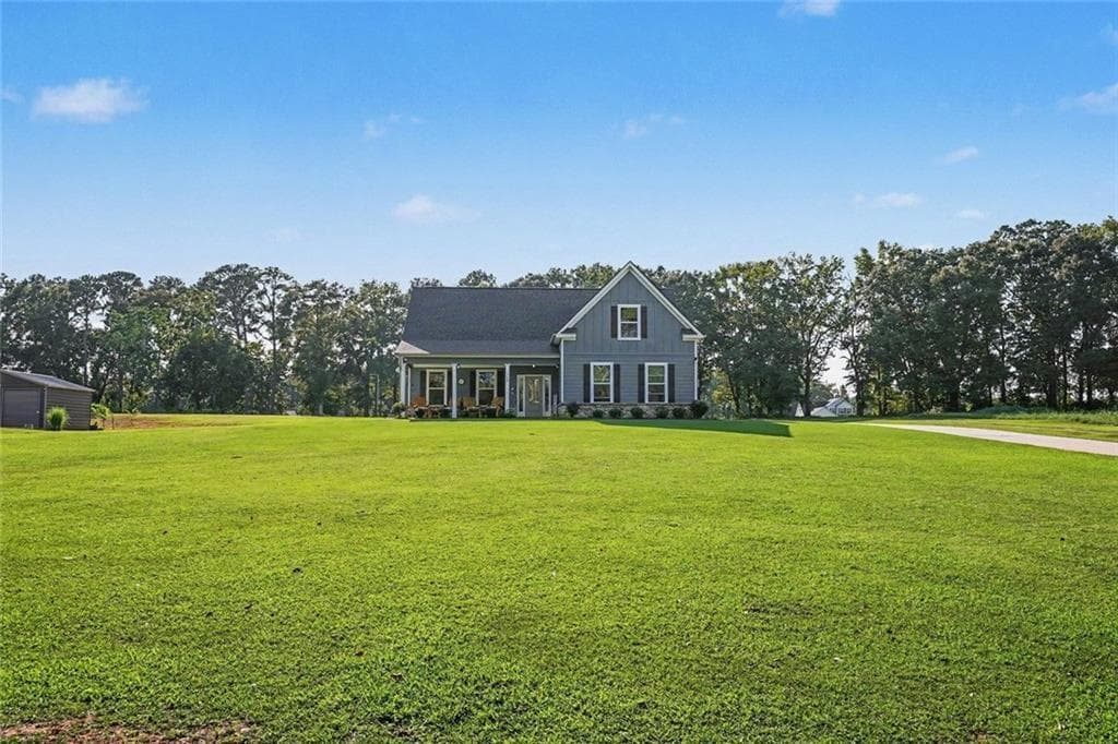 5 bedroom, 4 bathroom, 2,641 sq ft single family residence for sale at 140 Austin Drive, Mcdonough, GA 30252 — photo 6
