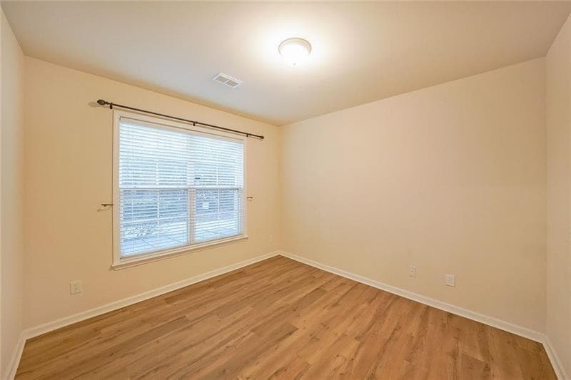 2 bedroom, 2 bathroom, 1,332 sq ft condominium for sale at 3150 WOODWALK Drive 3112, Atlanta, GA 30339 — photo 7
