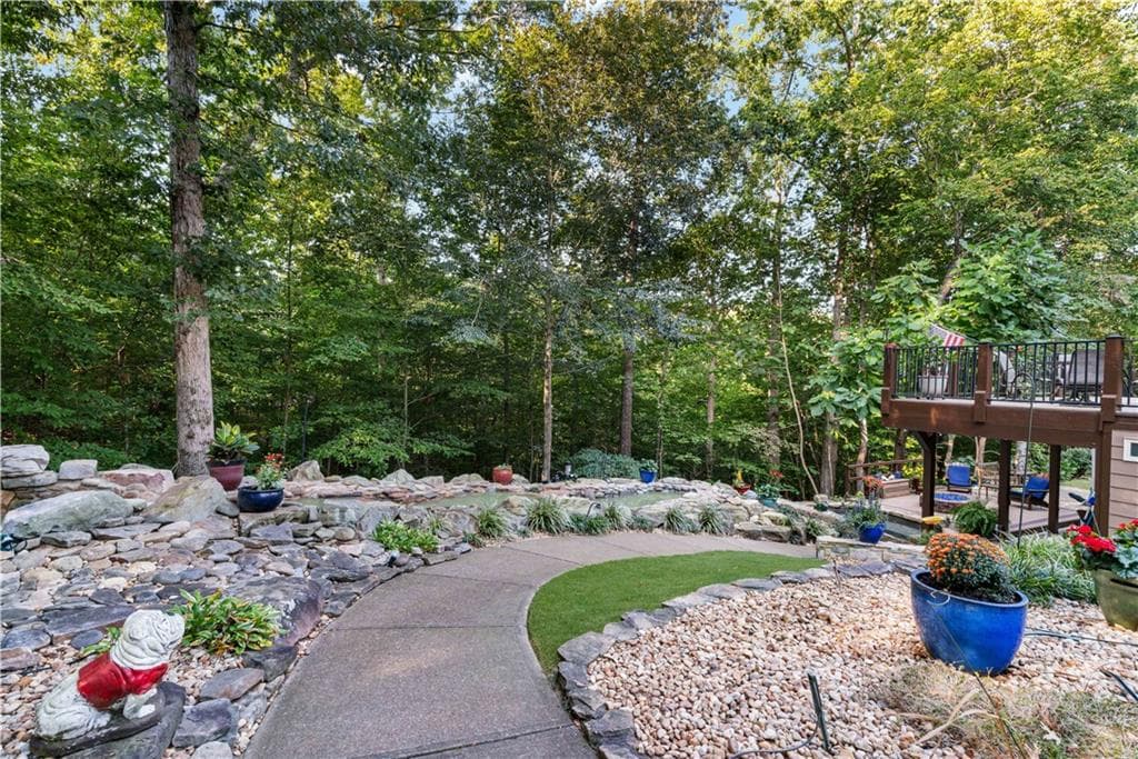 5 bedroom, 5 bathroom, 4,460 sq ft single family residence for sale at 530 River Estates Parkway, Canton, GA 30115 — photo 9