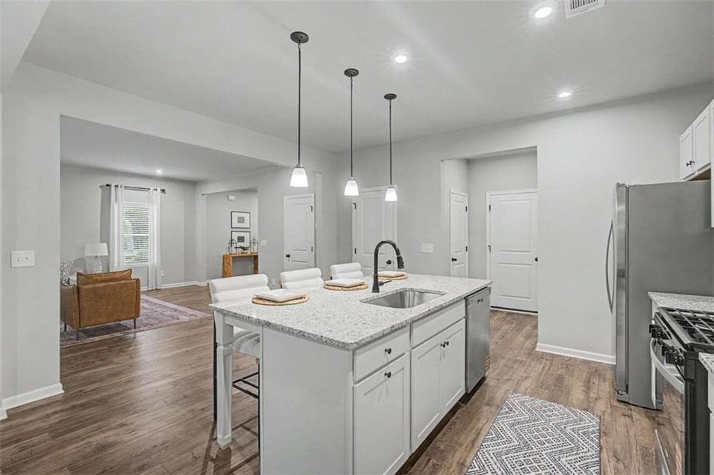 4 bedroom, 3 bathroom, 2,323 sq ft single family residence for sale at 4101 Chapel Hill Reserve, Douglasville, GA 30135 — photo 8