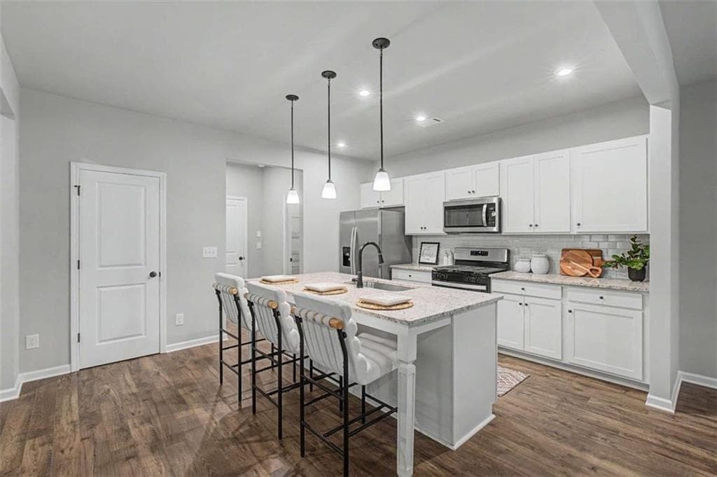 4 bedroom, 3 bathroom, 2,323 sq ft single family residence for sale at 4101 Chapel Hill Reserve, Douglasville, GA 30135 — photo 9