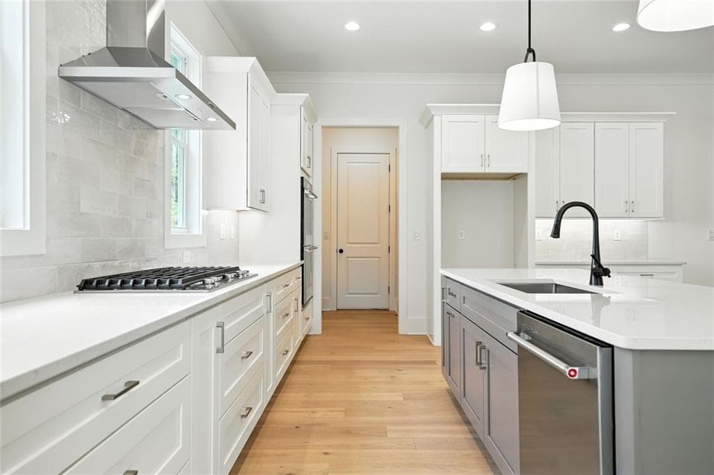 3 bedroom, 3 bathroom, 2,066 sq ft single family residence for sale at 3917 Bellair Drive, Marietta, GA 30066 — photo 8