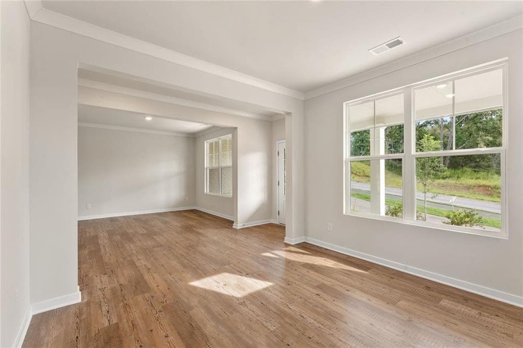 5 bedroom, 4 bathroom, 3,403 sq ft single family residence for sale at 2644 Marshwood Circle, Gainesville, GA 30507 — photo 4