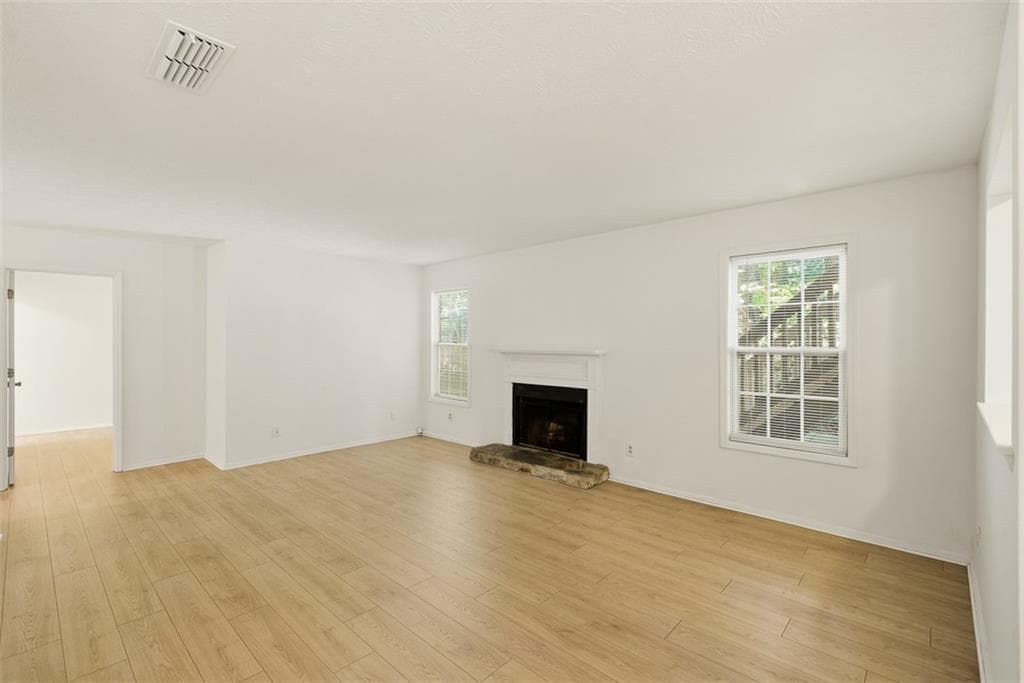 2 bedroom, 2 bathroom, 1,253 sq ft condominium for sale at 1206 Country Park Drive 1206, Smyrna, GA 30080 — photo 6