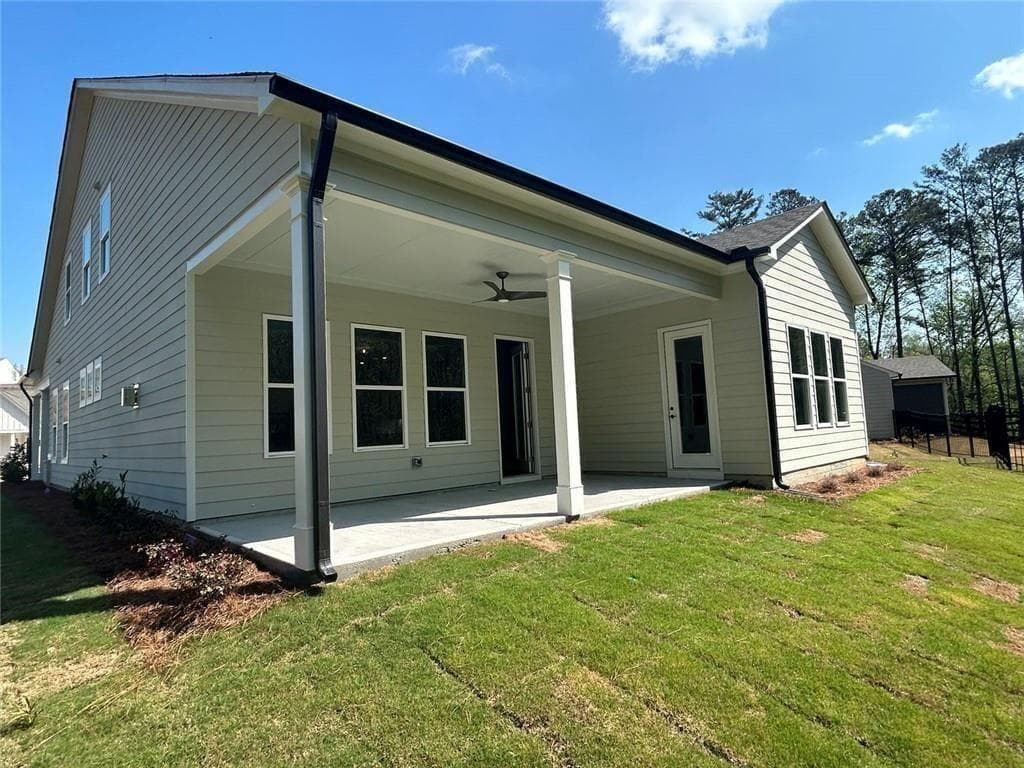 3 bedroom, 3 bathroom, 2,650 sq ft single family residence for sale at 1116 Cooks Farm Way, Woodstock, GA 30189 — photo 4