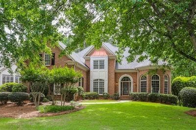 6 bedroom, 6 bathroom, 3,809 sq ft single family residence for rent at 9485 Nesbit Lakes Drive, Alpharetta, GA 30022 for $5,500 a month — photo 1 of 51
