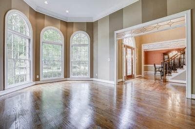 6 bedroom, 6 bathroom, 3,809 sq ft single family residence for rent at 9485 Nesbit Lakes Drive, Alpharetta, GA 30022 for $5,500 a month — photo 5