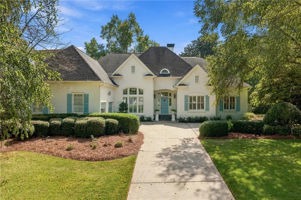 5 bedroom, 8 bathroom, 7,300 sq ft single family residence for sale at 170 Helmsley Drive, Atlanta, GA 30327 — photo 3