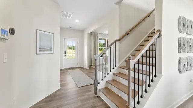 5 bedroom, 4 bathroom, 2,987 sq ft single family residence for sale at 2641 Marshwood Circle, Gainesville, GA 30507 — photo 8