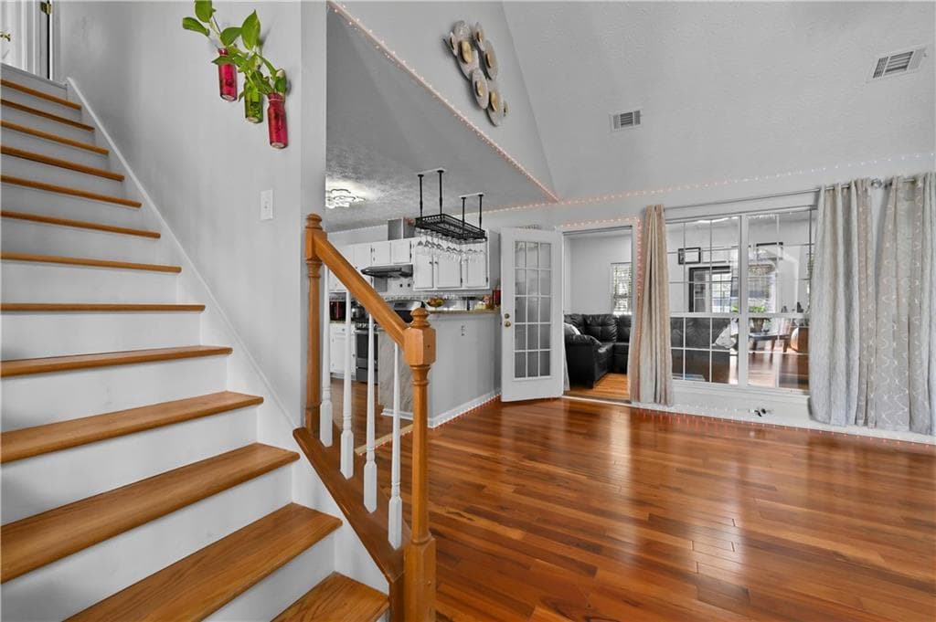 3 bedroom, 3 bathroom, 1,820 sq ft single family residence for sale at 2849 weston brook Lane, Duluth, GA 30096 — photo 6