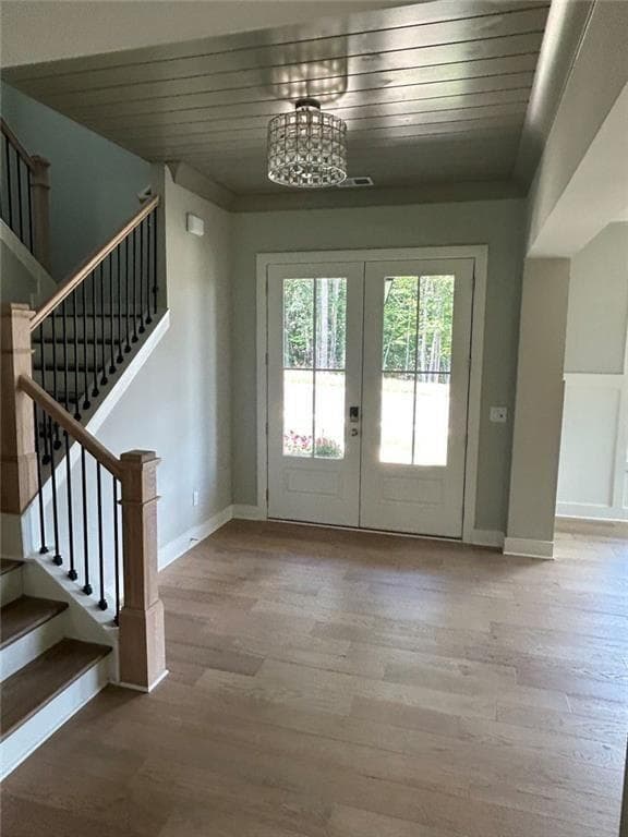 4 bedroom, 4 bathroom, 3,933 sq ft single family residence for sale at 1618 Ahaluna Drive, Gainesville, GA 30501 — photo 4
