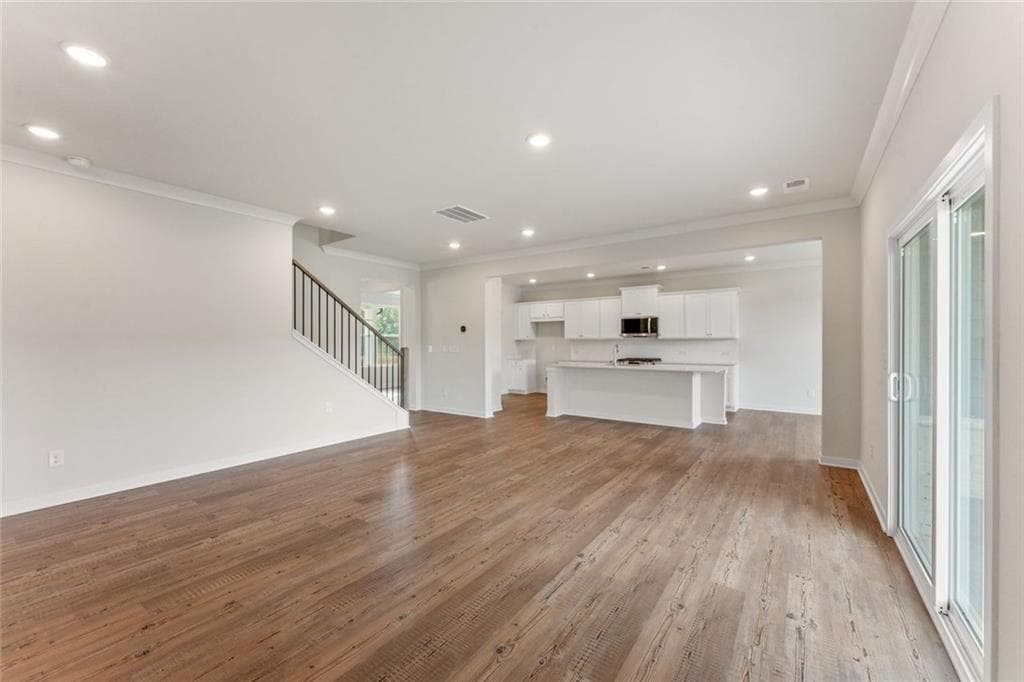 5 bedroom, 4 bathroom, 3,403 sq ft single family residence for sale at 2637 Marshwood Circle, Gainesville, GA 30507 — photo 10