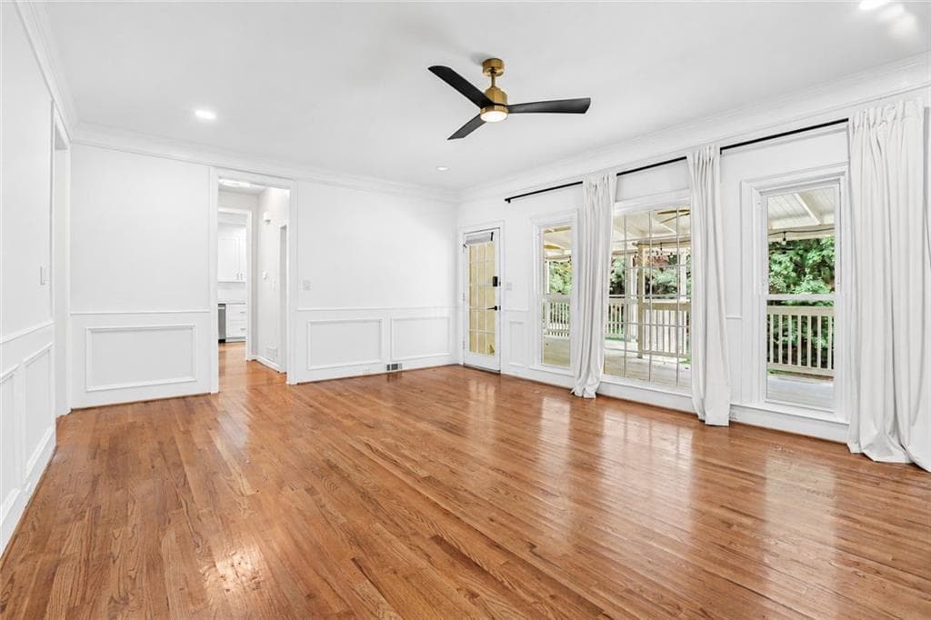 4 bedroom, 3 bathroom, 3,300 sq ft single family residence for sale at 2710 Abbottswell Drive, Johns Creek, GA 30022 — photo 5